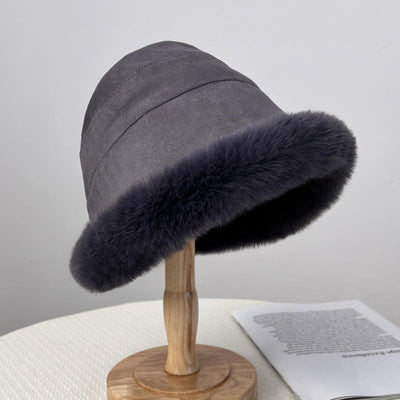 Gorro de pele elegante e acolhedor para mulher