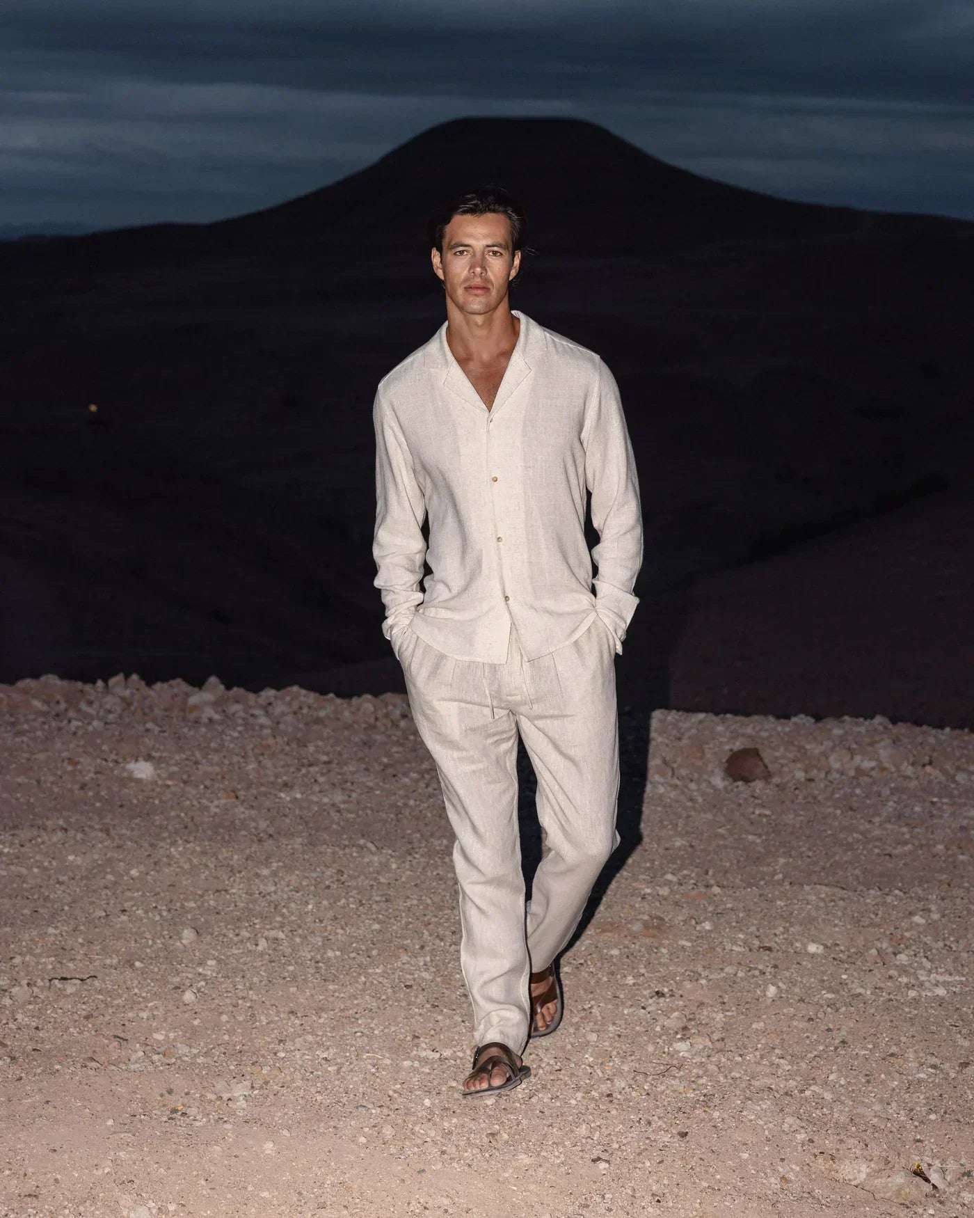Conjunto de roupas masculinas