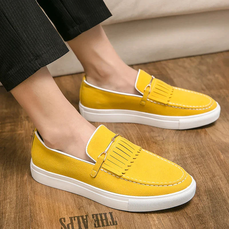 Mocassins elegantes de camurça para homens