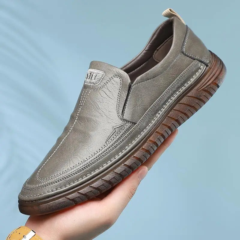 Sapatos de couro feitos à mão homem