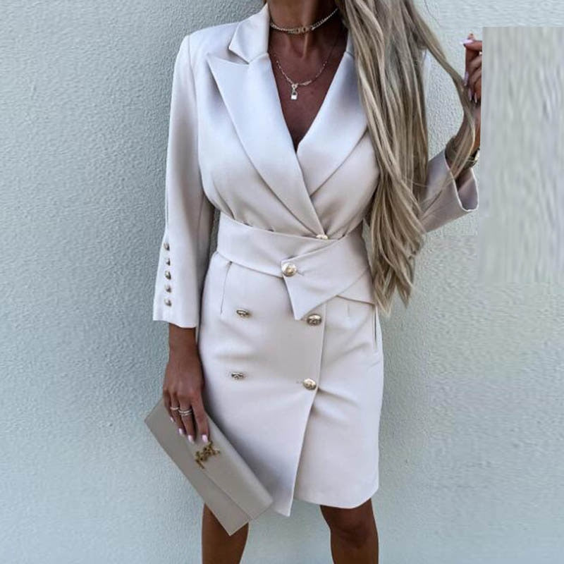 Blazerkleid mit doppelter Knopfreihe und elegantem Schnitt