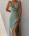 Marfim - vestido com pescoço em V
