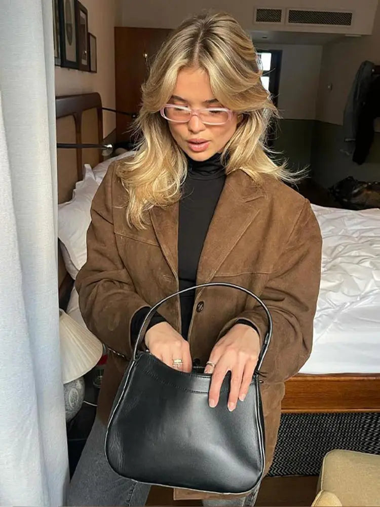 Yara | Elegante abrigo marrón de mujer con lujoso acabado