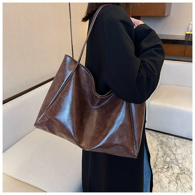 Aurora | Bolsa espaçosa e elegante para senhora