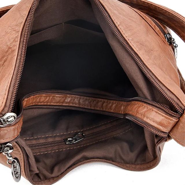 Vintpack - Mochila de couro com pregos - ideal para escola e viagem - Detalhes de viagem - Compact