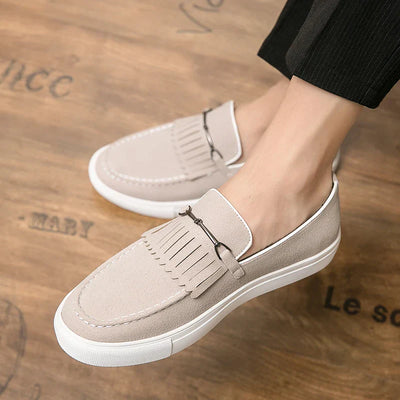 Mocassins elegantes de camurça para homens