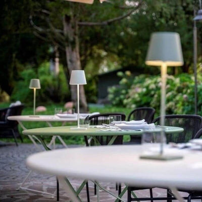 Lâmpada de mesa de LED à prova d'água com Alexa: design minimalista e controle de voz
