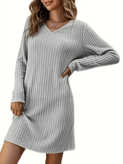Vestido simples e elegante com decote em V -Gifted