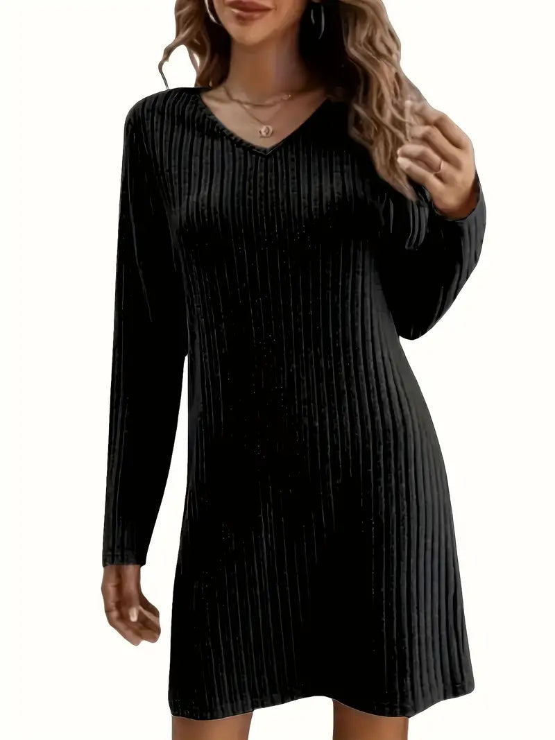Vestido simples e elegante com decote em V -Gifted