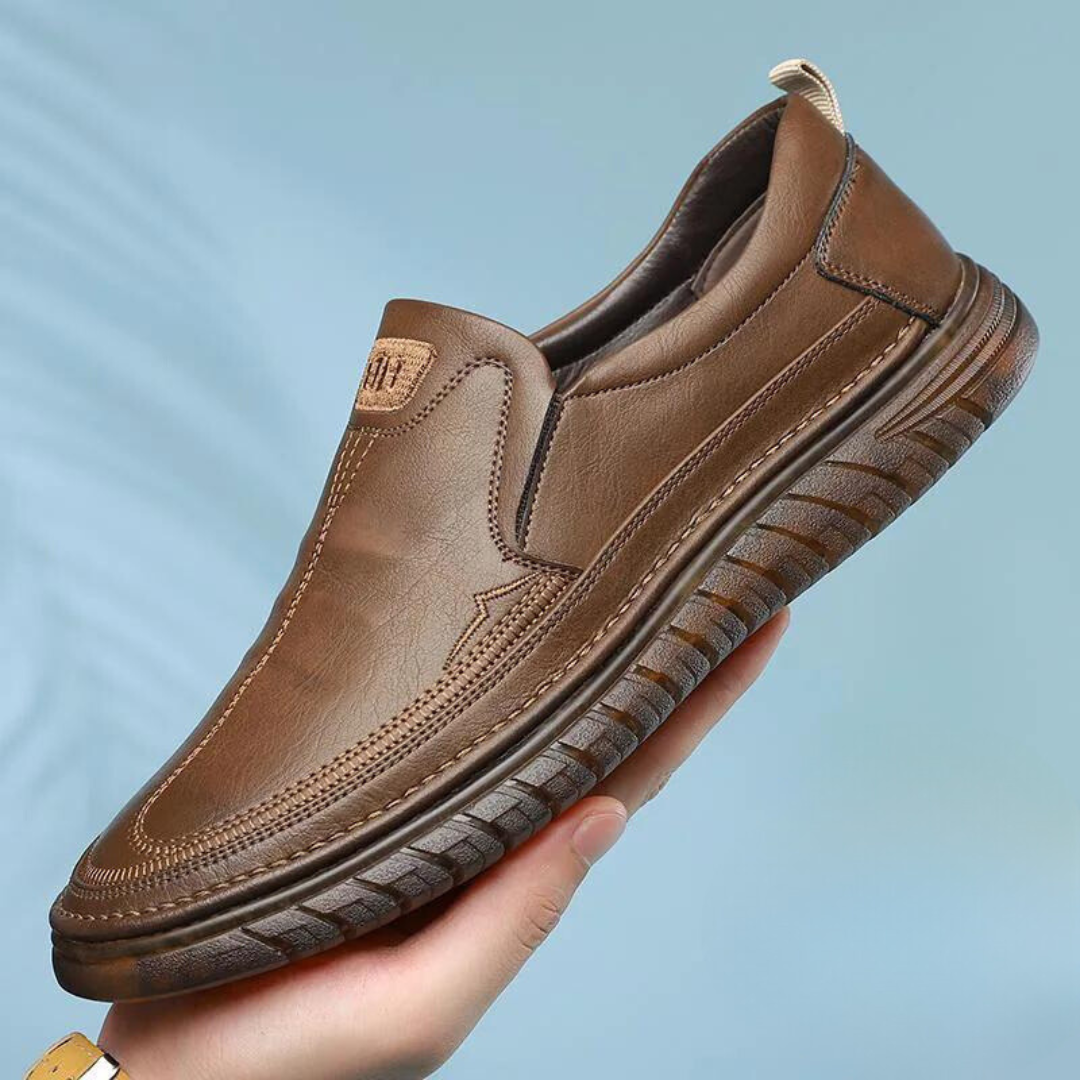 Sapatos de couro feitos à mão homem