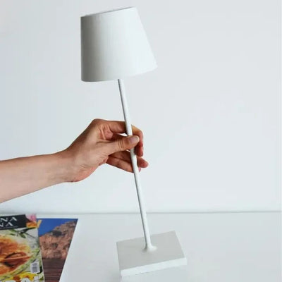 Lâmpada de mesa de LED à prova d'água com Alexa: design minimalista e controle de voz