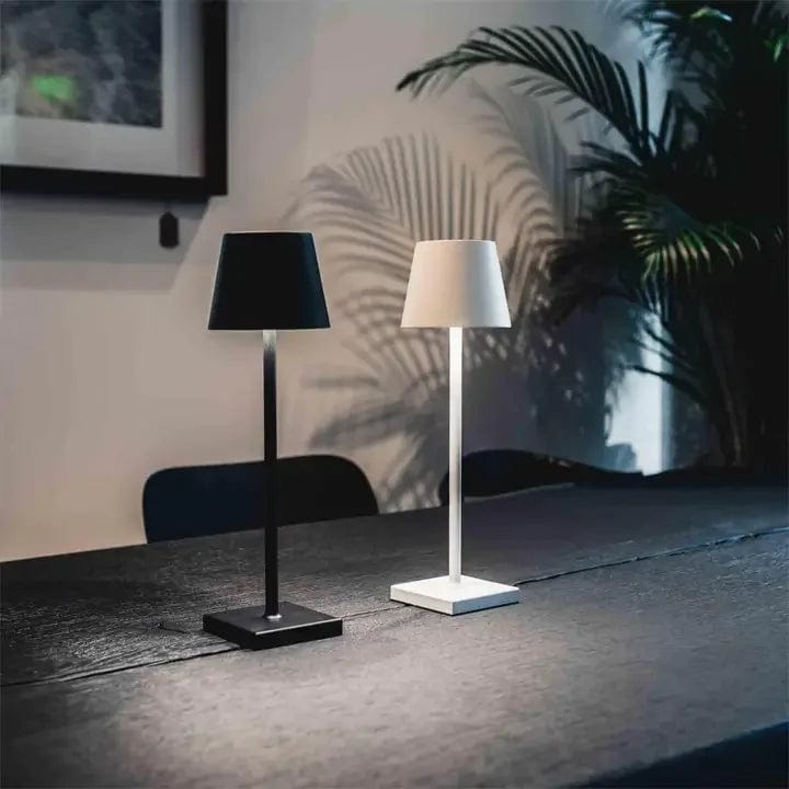 Lâmpada de mesa de LED à prova d'água com Alexa: design minimalista e controle de voz