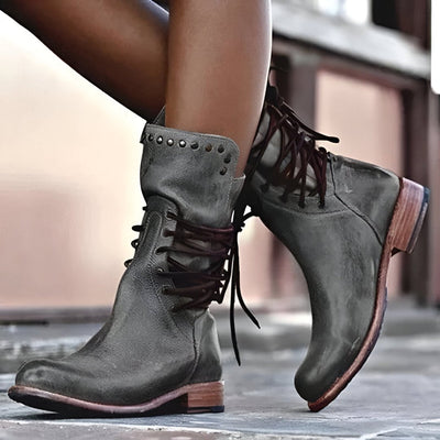 Botas de couro vegano confortáveis ​​com cadarços