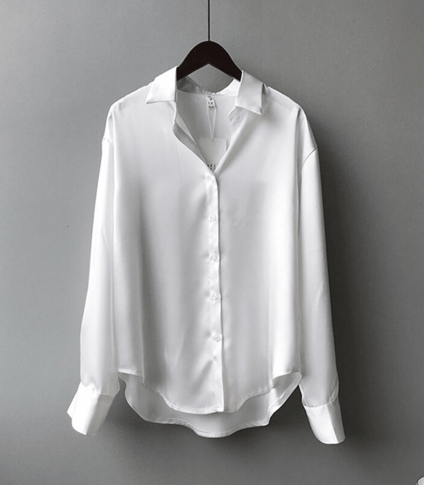 Blusa de cetim de Silm com botões
