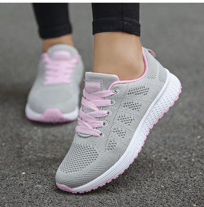 Sapatos de caminhada femininos