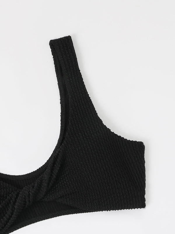 Bikini für Frauen mit gerafftem, gewelltem Stoff und gedrehtem Schwimmanzug