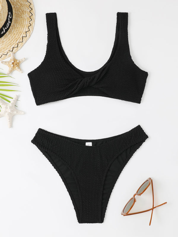 Bikini für Frauen mit gerafftem, gewelltem Stoff und gedrehtem Schwimmanzug