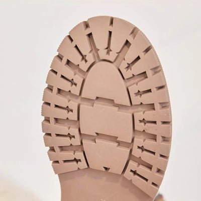 Cómodos botines para mujer con cremallera lateral y piel sintética