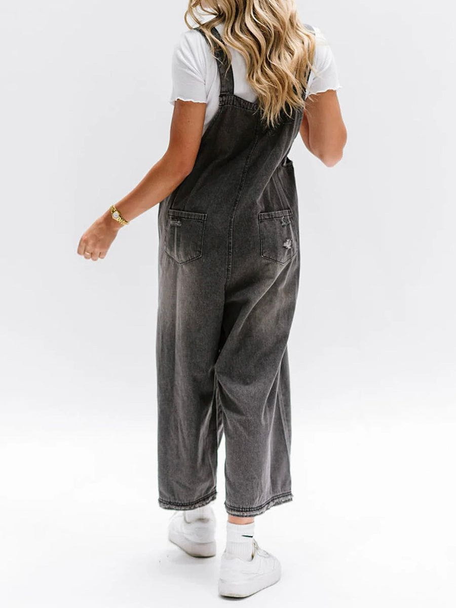 Weite Latzhose aus Jeans | Used-Effekt | Lässiger Vintage-Stil
