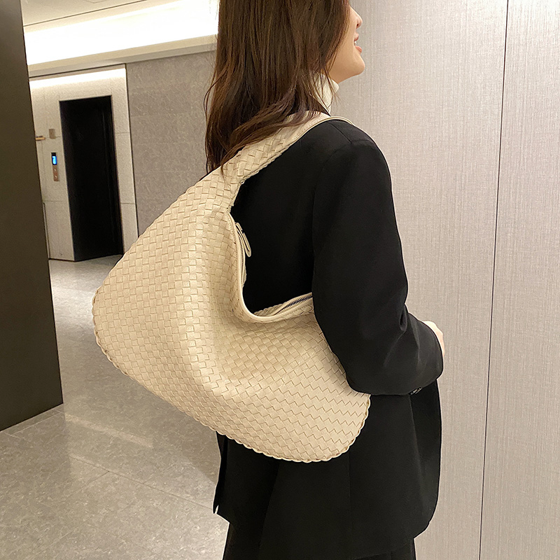 Delina - bolsa trançada de luxo