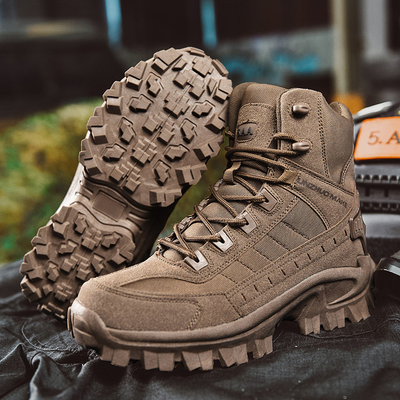 Botas militares à prova d'água e perfuradas para uso ao ar livre