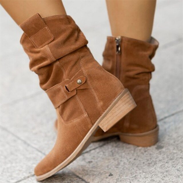Botins de camurça para mulher - Design slouchy com salto baixo