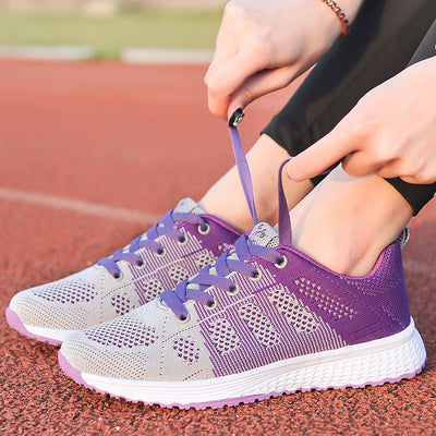 Sapatos de caminhada femininos